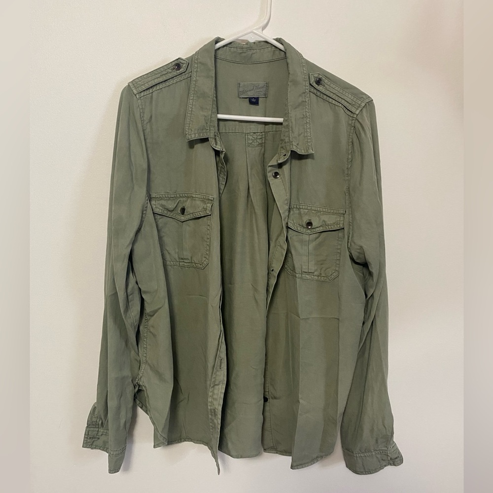 Universal Thread Shirt, Size Large - image 1